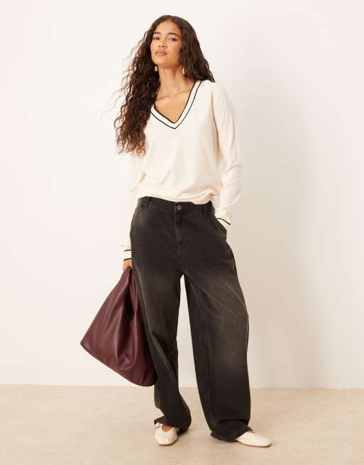 Mango - Gebreide trui met contrasterende rand en V-hals in beige, 2 van 4