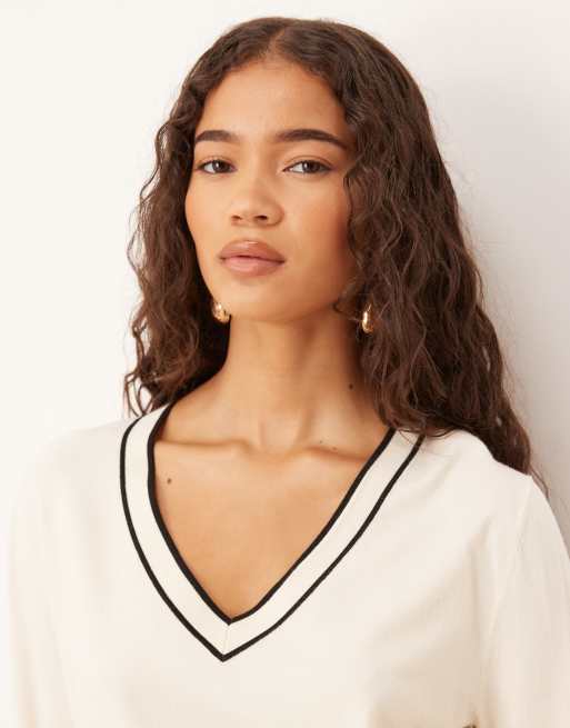 Mango - Gebreide trui met contrasterende rand en V-hals in beige, 3 van 4