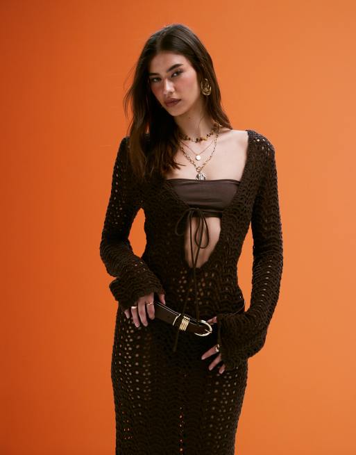 Mango Gehaakte maxi jurk met gestrikte voorkant in bruin ASOS