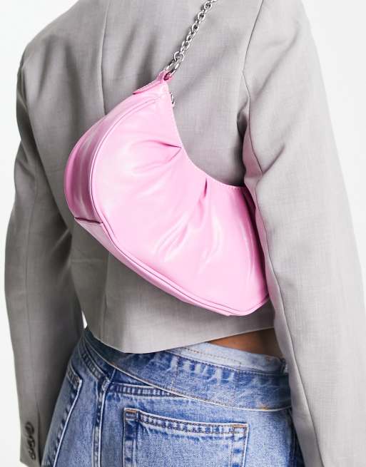 Mango – Geraffte Schultertasche in Rosa mit Kettendetail