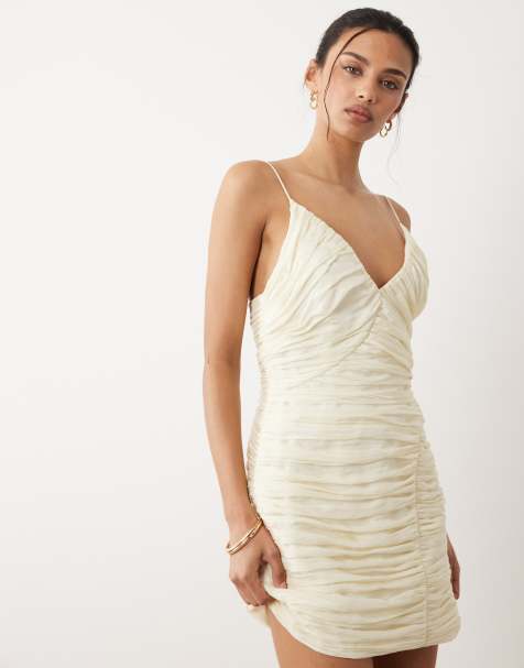 Mango – Gerafftes Minikleid in Cremeweiß mit Riemchenträgern - view 1