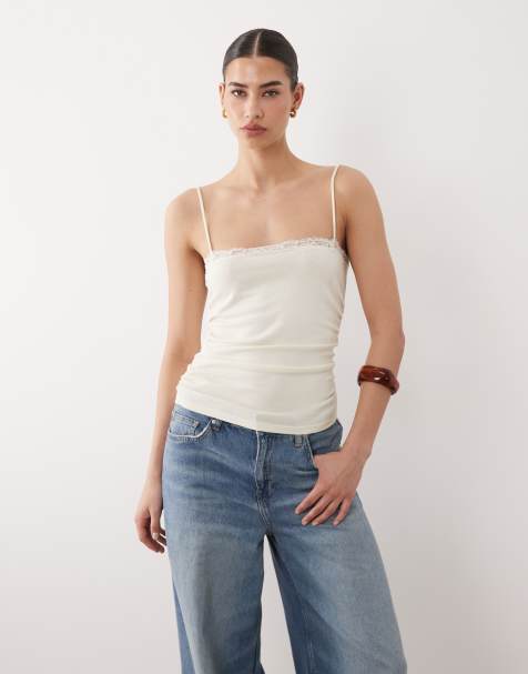 Mango – Gerafftes Riemchen-Camisole aus Baumwollmix in Pastellgelb mit Spitzenborte - view 1