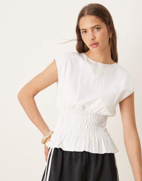 Mango – Gerafftes T-Shirt in Weiß mit Kappärmeln - view 1