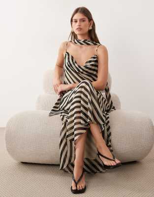 Gestreiftes Maxikleid in Beige und Schwarz mit Riemchenträgern, U-Ausschnitt und Schaldetail-Neutral Neutral L