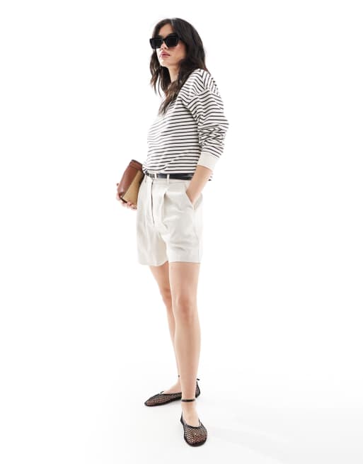 Mango – Gestreiftes Sweatshirt in gebrochenem Weiß mit kurzem Schnitt