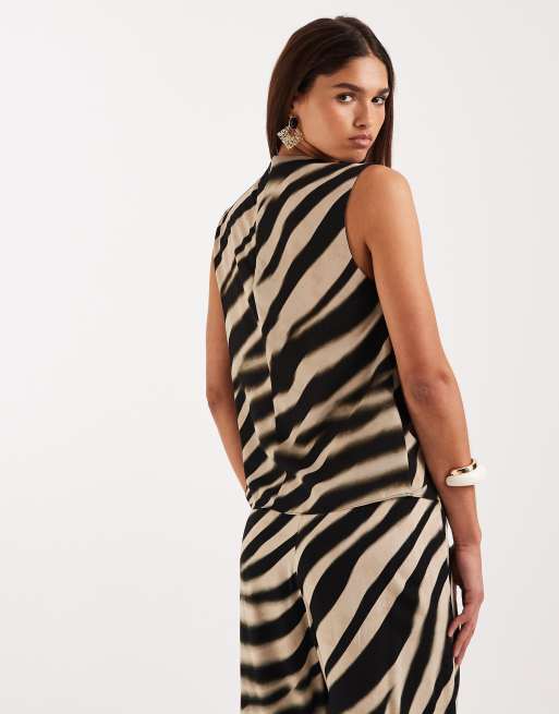 Mango - Glaciar - Blouse d'ensemble en mousseline à manches courtes et foulard - Imprimé zébrures, 2 de 4