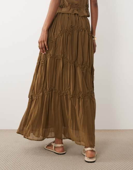 Mango - Gonna lunga arricciata effetto serpente marrone con perline in coordinato, 3 di 5