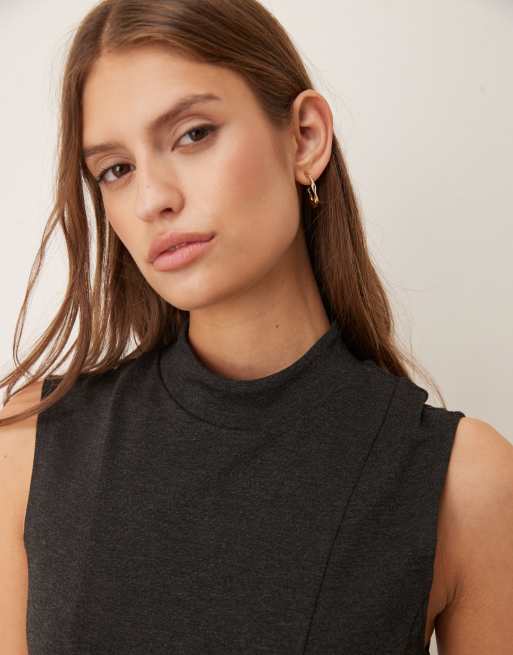 Mango – Grafitowa elegancka sukienka mini bez rękawów z zakładkami, 2 z 4