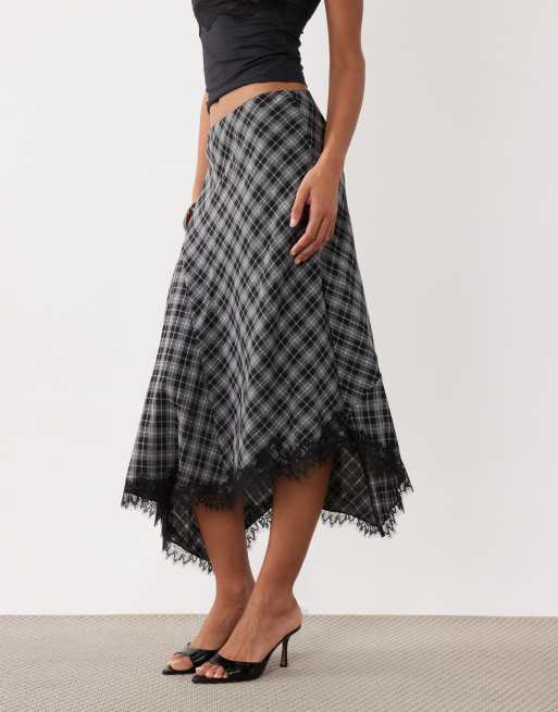 Mango hanky hem midi skirt in black check print, 2 of 5