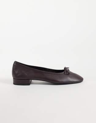 Burgundy 4