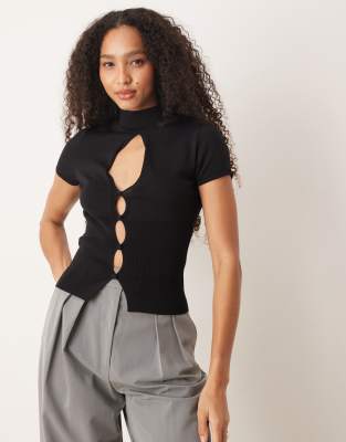 Mango - Hochgeschlossenes, kurzärmliges Strickoberteil in Schwarz mit Cut-out-Detail