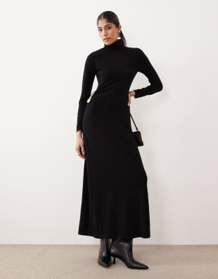 Mango - Hochgeschlossenes, langärmliges Maxikleid in Schwarz mit Metalldetail