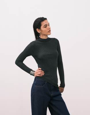 Mango - Hochgeschlossenes Strickoberteil in Anthrazit mit asymmetrischem Schnitt-Grau