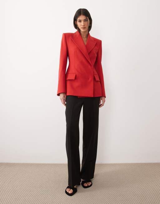 Mango – Hochwertiger Blazer in kräftigem Rot mit auffälliger Schulterpartie, 2 von 4