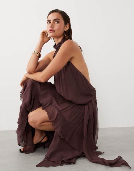 Mango - Hoogsluitende maxi jurk met open achterkant en ruches in bruin, 4 van 4