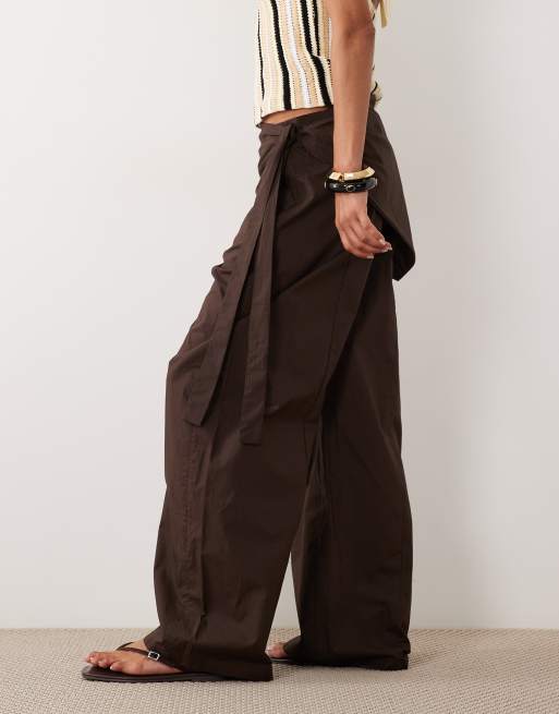 Mango Hose mit Schal-Detail und Barrel-Leg in Braun, 2 von 5