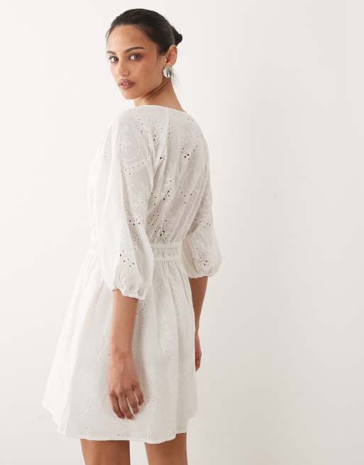Mango - Hvid minikjole i 100% bomuld med lange ærmer og broderie anglaise, 4 af 4
