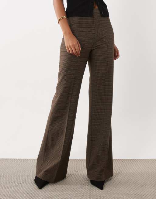 Mango Irise tailored flared trouser co-ord in brown check, 3 of 5