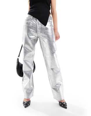 Mango - Jeans mit geradem Schnitt in Metallic-Silber