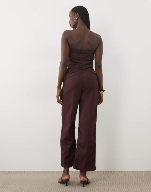 Mango jumpsuit i hørblanding med offshoulder og struktureret snit i dyb rød, 2 af 4