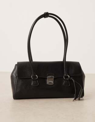 Mango Key Charm Shoulder Bag In Black