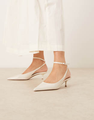 Mango - Klassische Schuhe mit Kitten-Absatz in Elfenbein und Knöchelriemchen-Weiß