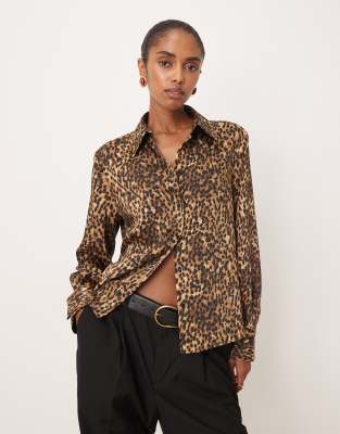 Mango - Klassisches Hemd in Dunkelbraun mit Leopardenmuster-Brown