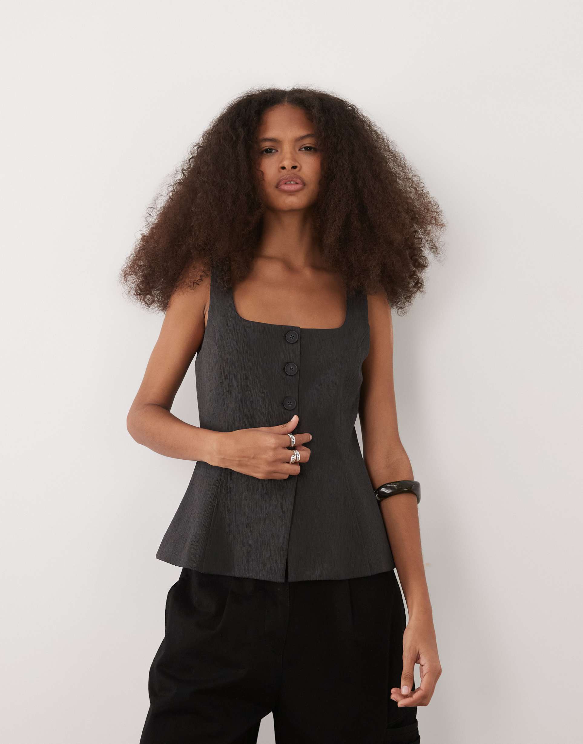 mango klume textured square neck tank top in gray