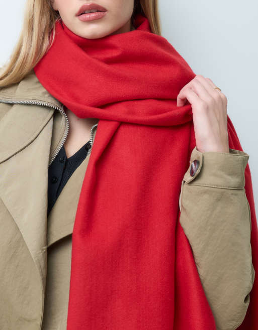 Mango knitted scarf in cherry red, 2 of 3