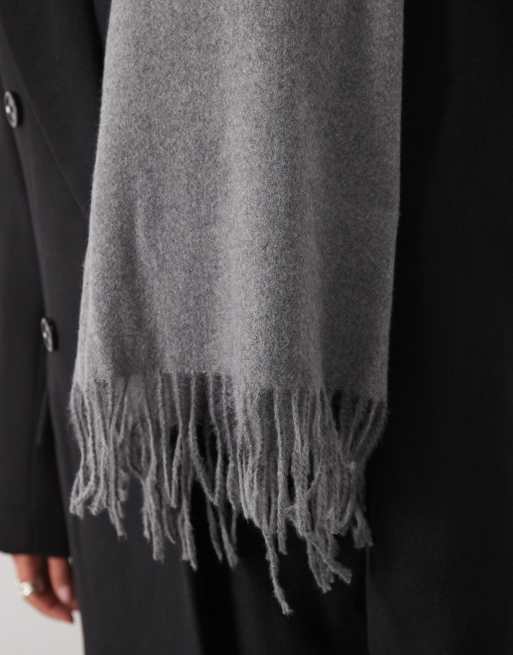 Mango knitted scarf in grey, 2 of 3