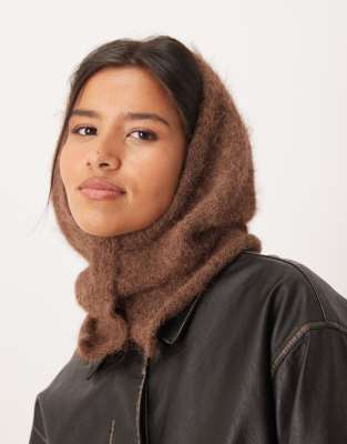 Mango Mango knitted snood in brown