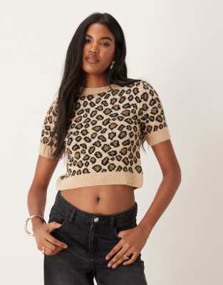 Thumbnail - Mango - Kurzärmliger Pullover in Braun mit Leopardenmuster