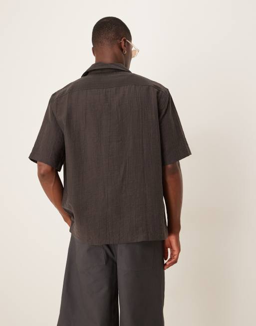 Mango – Kurzärmliges, strukturiertes Relaxed Fit Baumwoll-Hemd in Schokobraun, 3 von 4