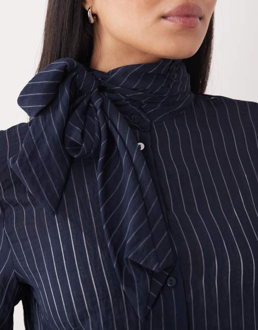 Mango – Langärmlige Bluse in Marineblau mit Nadelstreifen und Bindedetail, 3 von 4