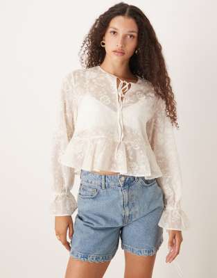 Mango - Langärmliges, besticktes Oberteil in Beige mit Bindedetail am Ausschnitt-Neutral
