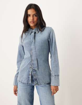 Mango - Langärmliges Jeanshemd aus Baumwollmix in Mittelblau mit Bindekragen