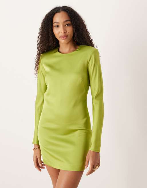 Mango – Langärmliges Minikleid aus Satin in Grün mit Rückenausschnitt, 4 von 4