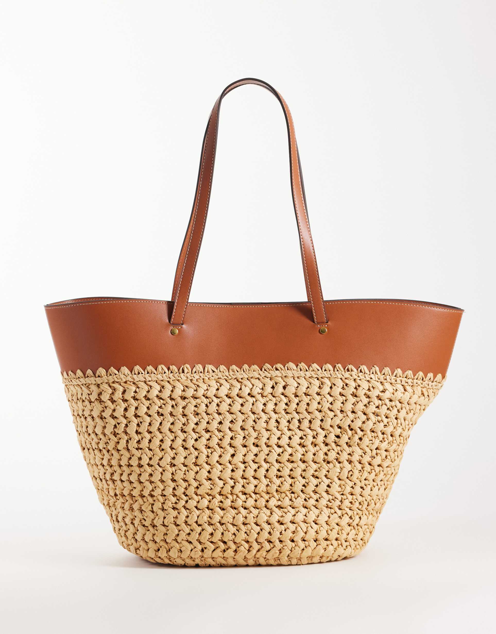 mango large woven shoulder bag in beige
