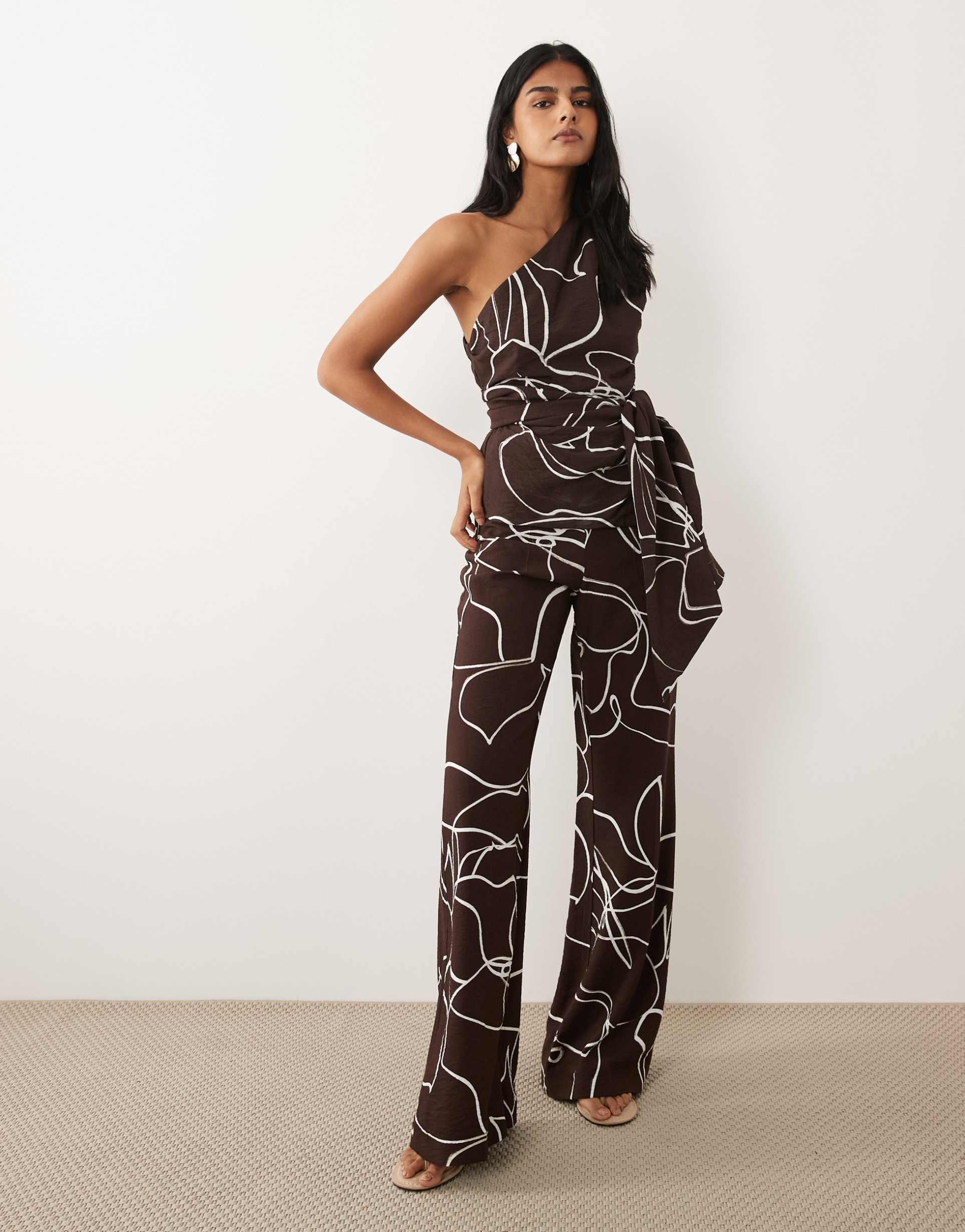 mango lauren straight pants in brown swirl print - part of a set