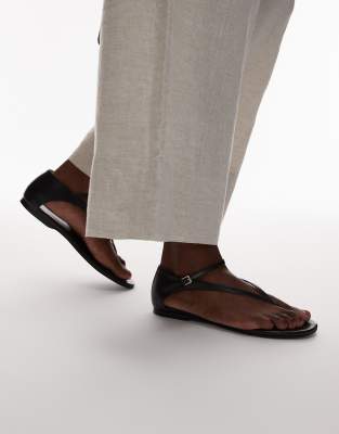 Mango leather closed back sandals in black