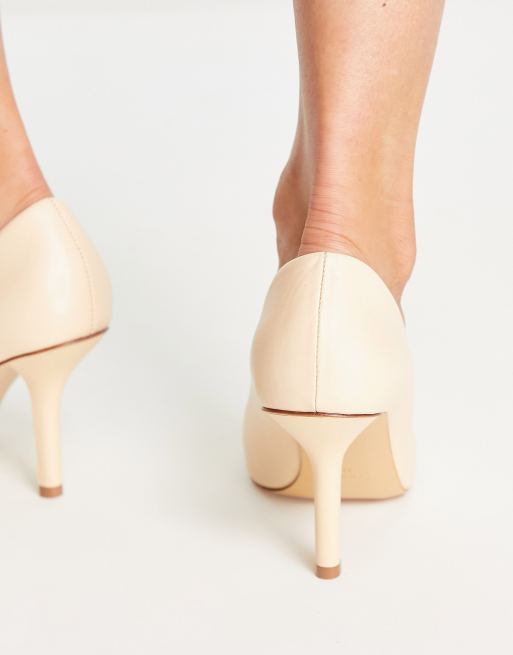 Cream store court heels