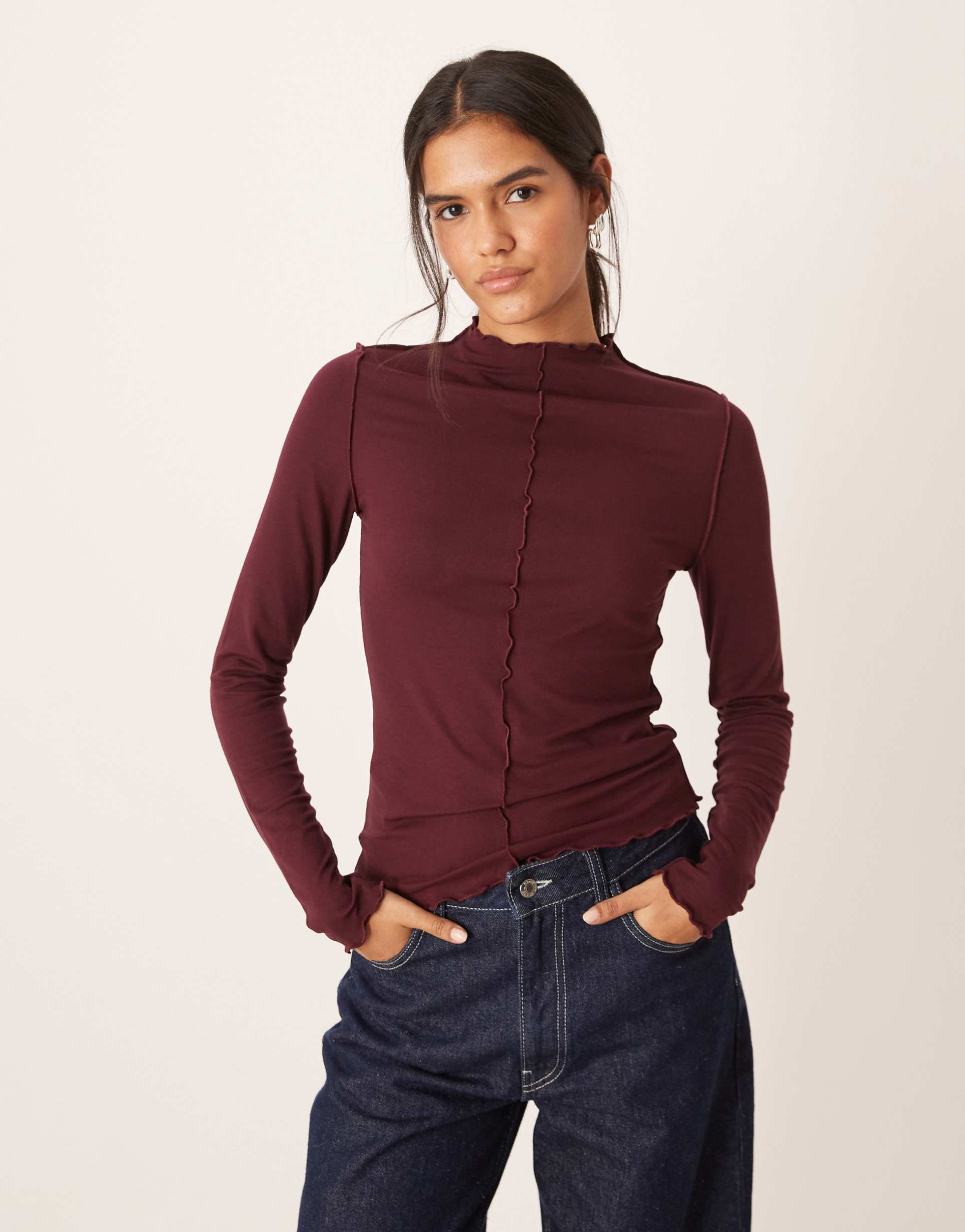 mango lettuce edge long sleeve top in burgundy