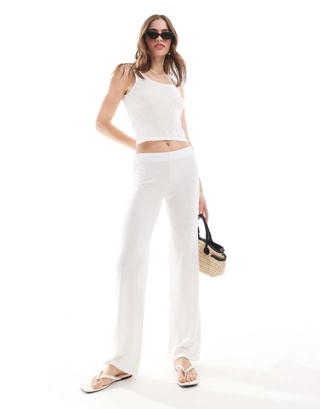 Mango - lightweight knitted cami top and trousers co-ord set in white