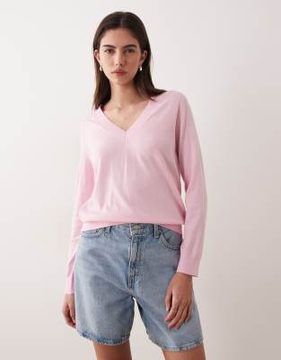 Mango lightweight knitted v neck top in pale pink