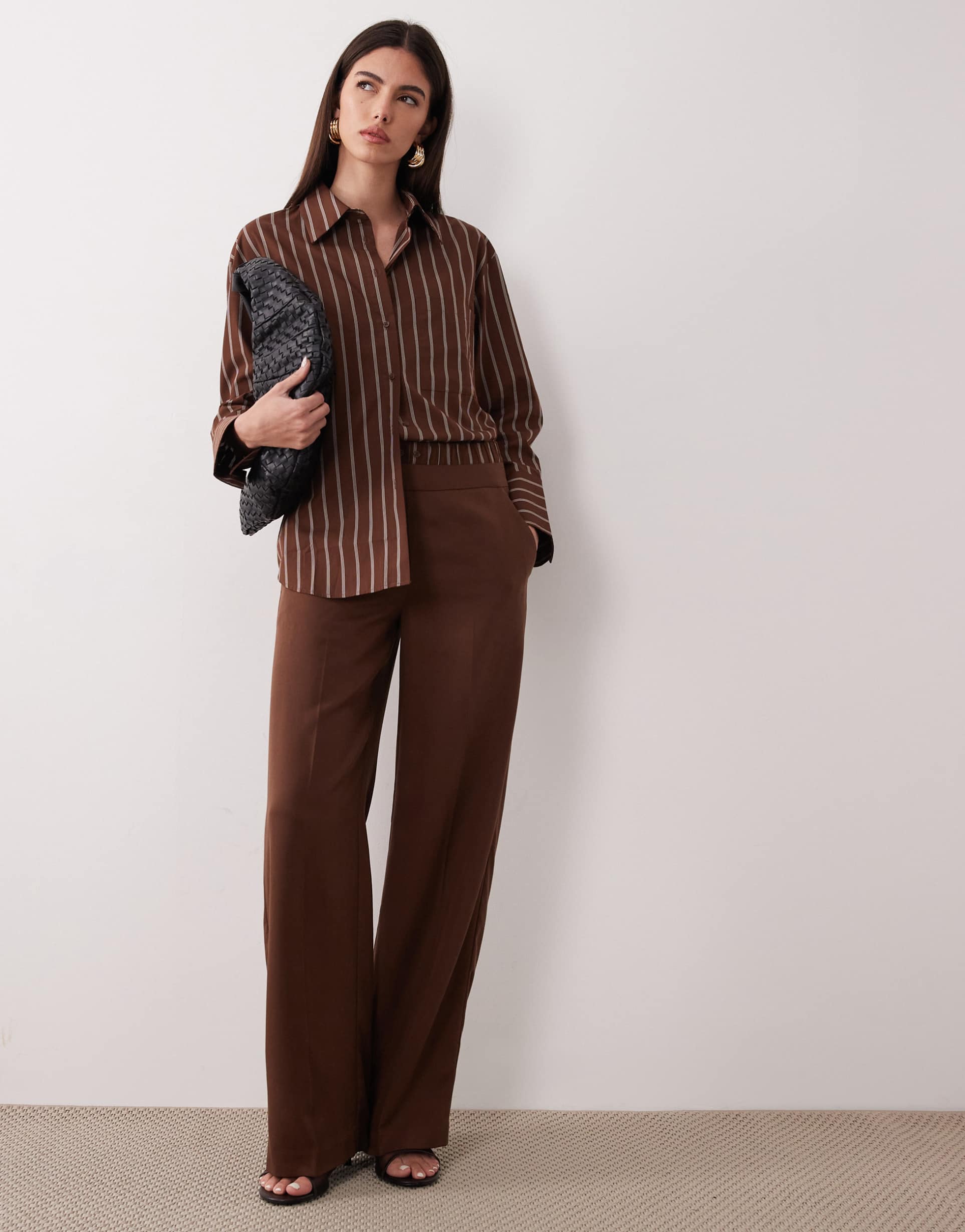 mango llama tailored pants with contrast waistband in brown - part of a set