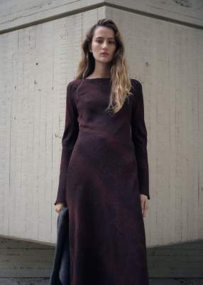 - Mango burgundy 27090₽