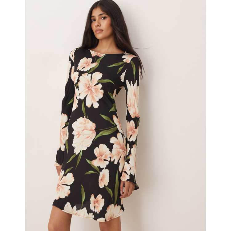 white dress with one shoulder Satin One-Shoulder Cut-Out winter-warehouse2426 Dresses-MODAKAWA Invisible zip closure Size:XX Large