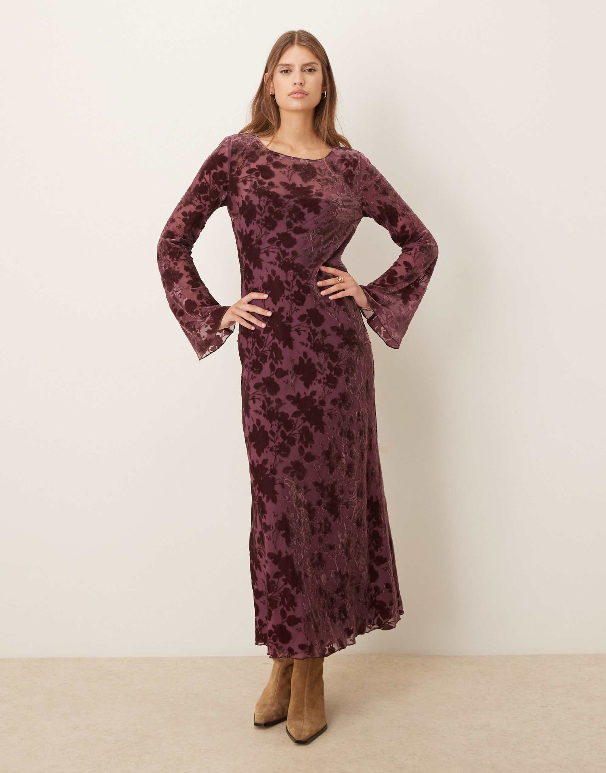mango long sleeve velvet floral midi dress in dark pink