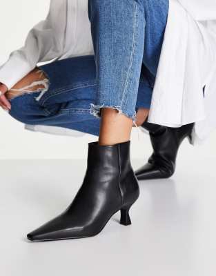 Mango low heel pointy boot in black