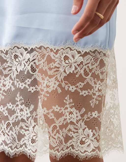 Mango - Lyseblå cami-minikjole med blondekanter i satin, 4 af 4